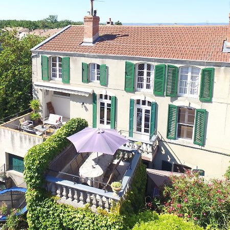 Vila Maison De Maitre A Bram # Jacuzzi Exteriér fotografie